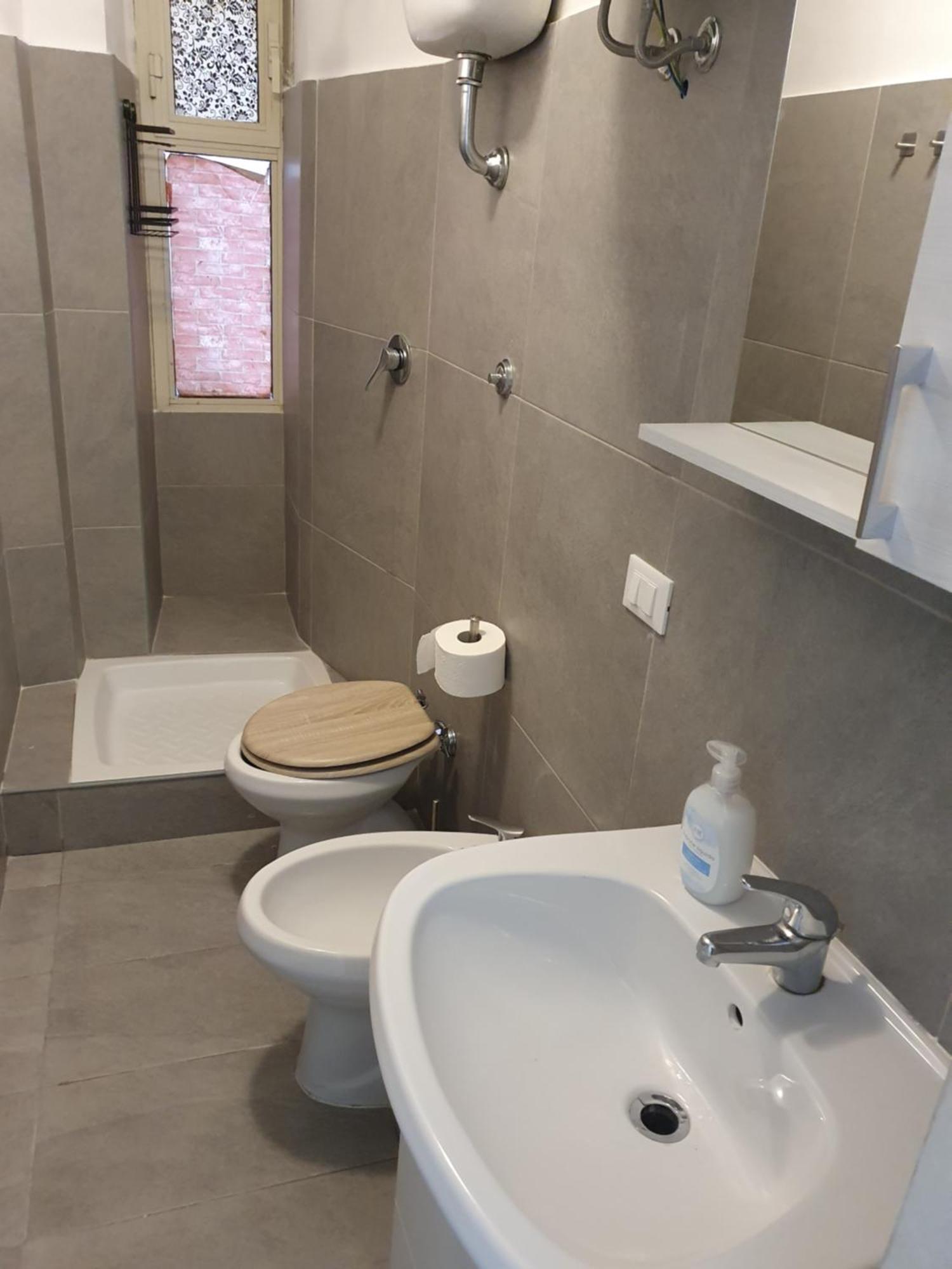 Hostel Frank 35 Rzym Zewnętrze zdjęcie